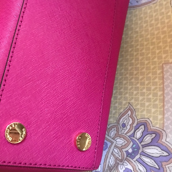 Authentic Michael Kors bag - Picture 5 of 6